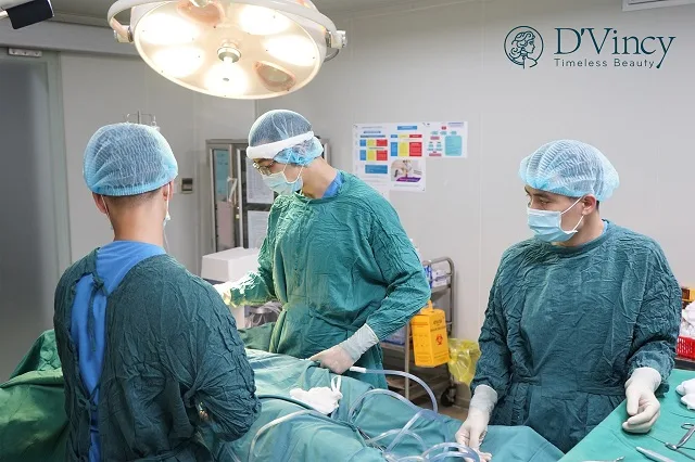 Hút mỡ lưng ở đâu tốt đẹp tự nhiên? Hút mỡ lưng giá bao nhiêu?
