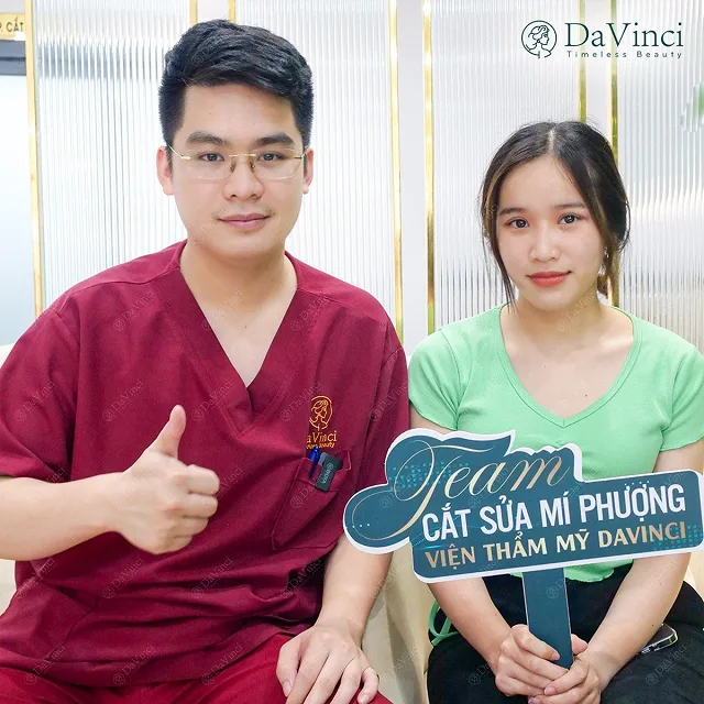 Cắt mí mắt và sửa mí hỏng giá bao nhiêu? Bảng giá cắt mí chi tiết Cắt mí mắt và sửa mí hỏng giá bao nhiêu? Bảng giá cắt mí chi tiết