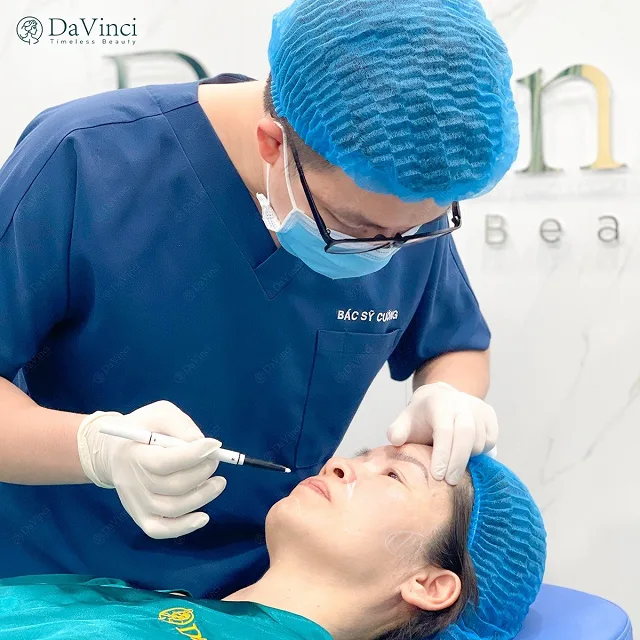 Cắt mí bao lâu hết sưng, lành đẹp tự nhiên? 