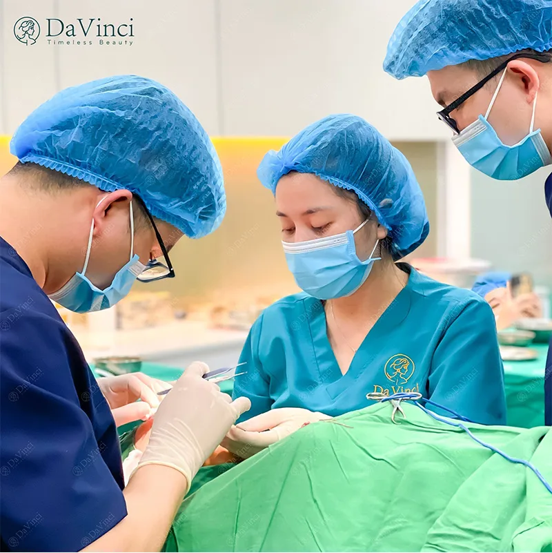 Nâng mí mắt sụp giá bao nhiêu? Giải pháp để mắt to tròn và tự nhiên